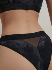 Трусы женские «бразилиана» из хлопка в рубчик и эластичной сеточки rib with mesh lbr 2497 black tie dye, , 94/S, CONTE ELEGANT, - 3