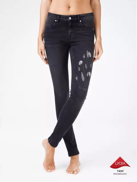 Моделирующие женские джинсы из премиального денима с вышивкой con-100 черный, CON-100, 170-94/S, CONTE ELEGANT,  - 1